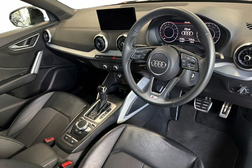 Audi Q2 1.5 Tfsi Cod 35 S Line Suv S Tronic 15 Black #6