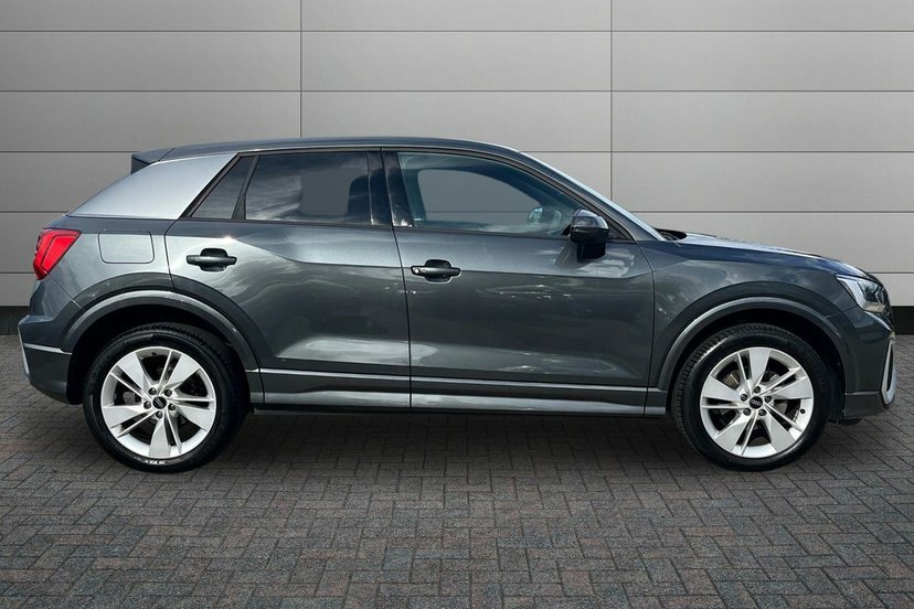 Audi Q2 1.5 Tfsi Cod 35 S Line Suv S Tronic 15 Grey #4