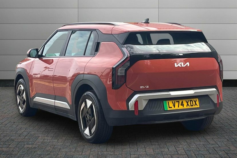 Kia EV3 81.4Kwh Air Suv 201 Bhp White #3