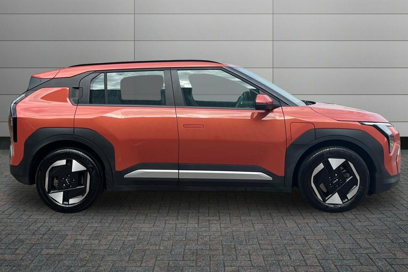Kia EV3 81.4Kwh Air Suv 201 Bhp White #4