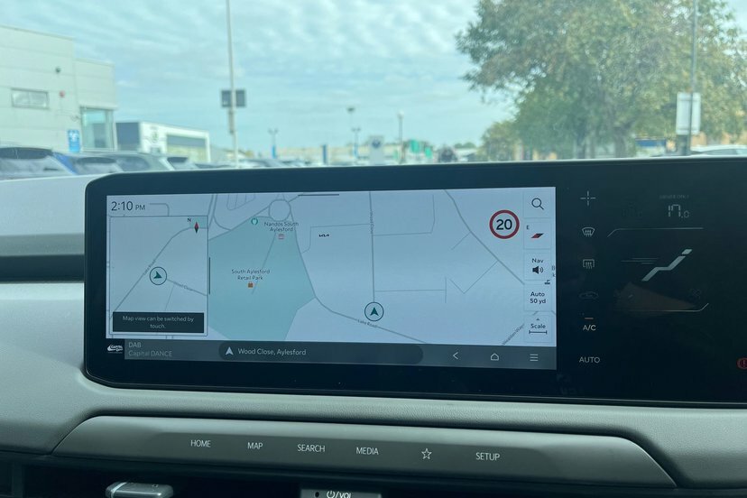 Kia EV3 81.4Kwh Air Suv 201 Bhp White #17