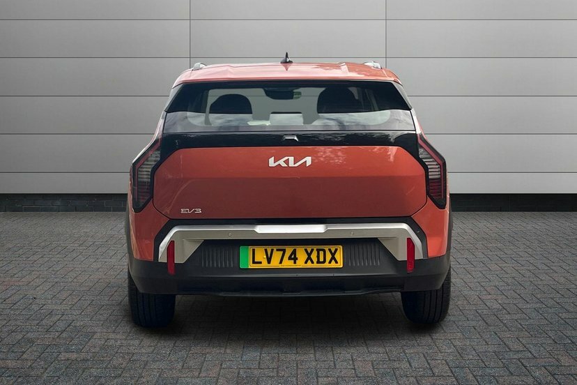 Kia EV3 81.4Kwh Air Suv 201 Bhp White #12