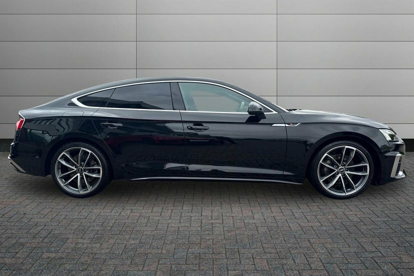 Audi A5 2.0 Tfsi 45 S Line Sportback S Tronic Q Black #4