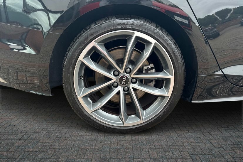 Audi A5 2.0 Tfsi 45 S Line Sportback S Tronic Q Black #5