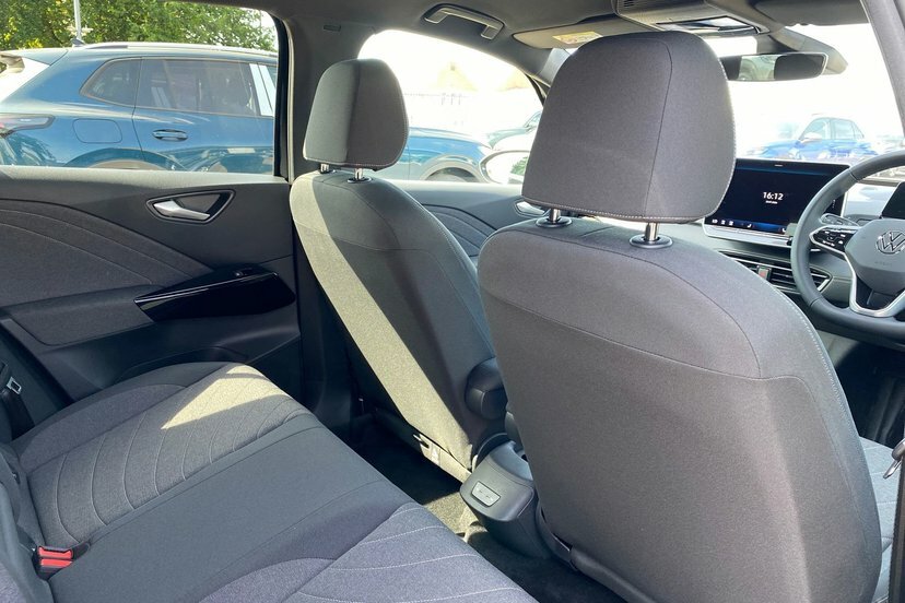 Volkswagen ID.3 Pro 59Kwh Match Hatchback Green #23