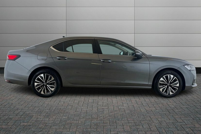 Skoda Superb 2.0 Tdi Se Technology Hatchback Dsg 15 Grey #4