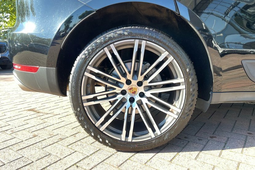 Porsche Macan 3.0 Td V6 S Suv Pdk 4Wd 258 Ps Black #4