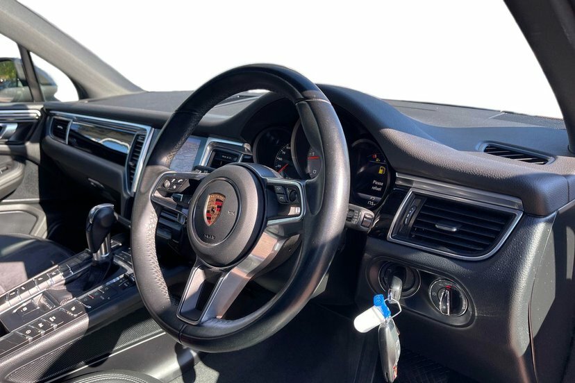 Porsche Macan 3.0 Td V6 S Suv Pdk 4Wd 258 Ps Black #5