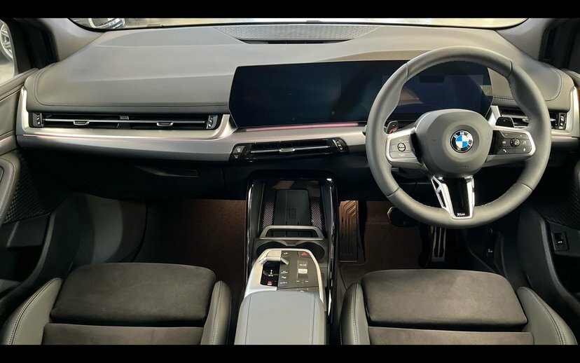 BMW 2 Series Active Tourer 1.5 220I Mht M Sport Mpv Hybrid Dct 17 Black #4