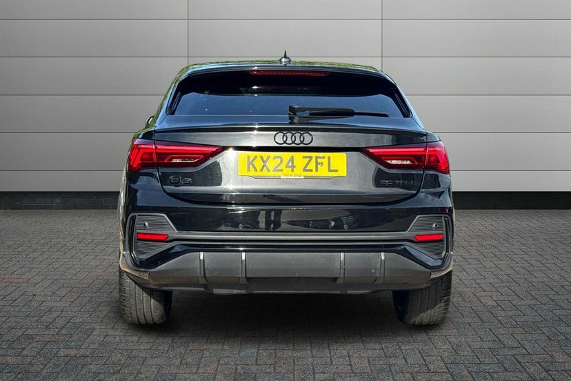 Audi Q3 Black Edition 35 Tfsi 150 Ps S Tronic Grey #11