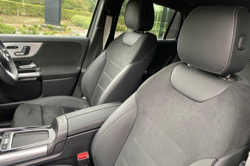 Mercedes-Benz GLA Class 1.3L Amg Line Grey #21