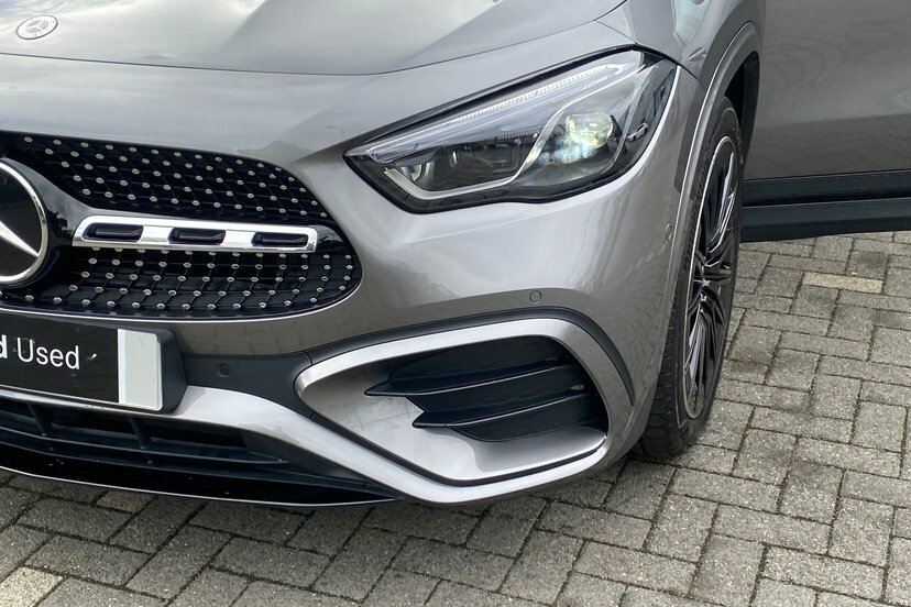 Mercedes-Benz GLA Class 1.3L Amg Line Grey #32