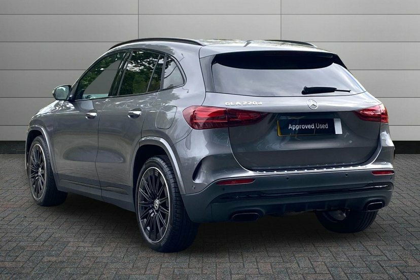 Mercedes-Benz GLA Class 2.0 Gla220d Amg Line Premium Plus Suv Grey #2