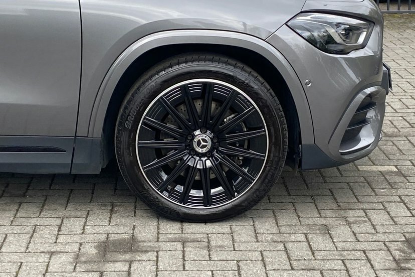 Mercedes-Benz GLA Class 2.0 Gla220d Amg Line Premium Plus Suv Grey #4