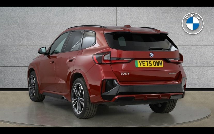 BMW iX1 Ix1 Edrive20 Shadow Edition Red #2
