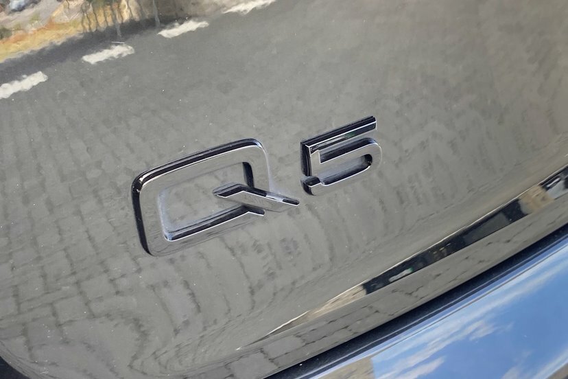 Audi Q5 40 Tdi Quattro Edition 1 S Tronic Black #13