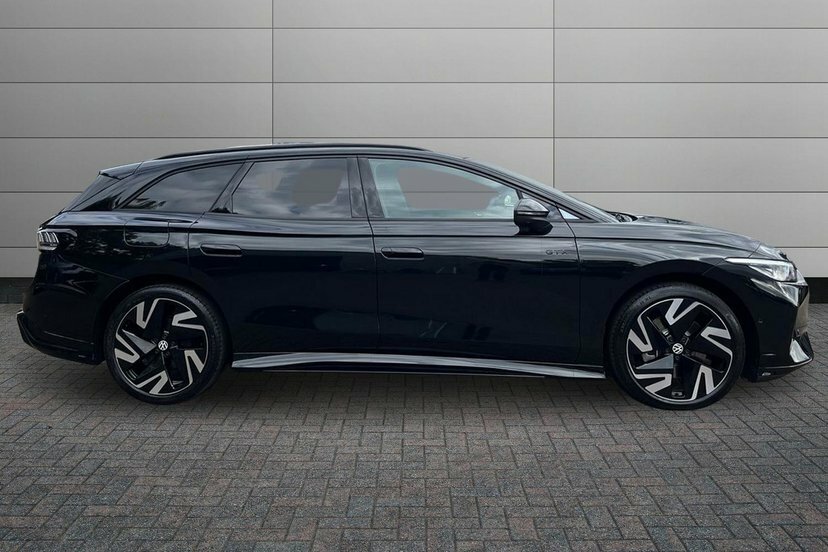 Volkswagen ID.7 Gtx 86Kwh Plus Tourer 4Motion 3 Black #4
