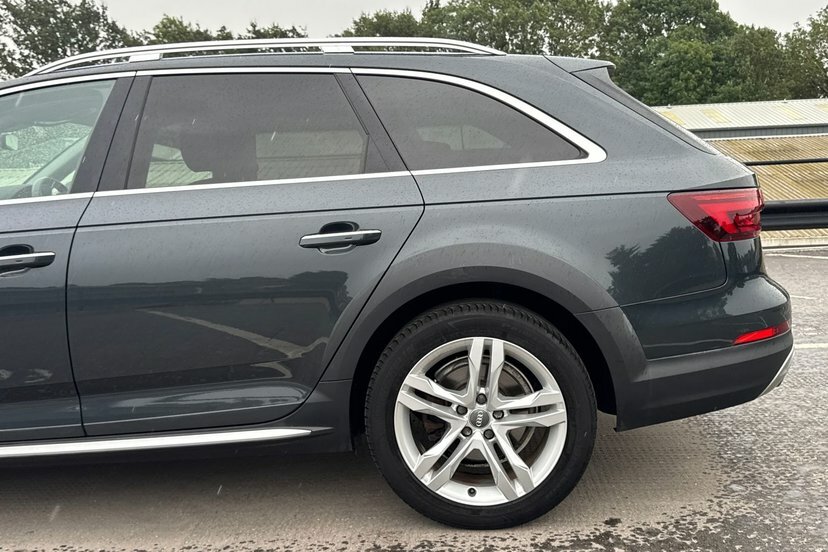 Audi A4 Allroad Estate  #23