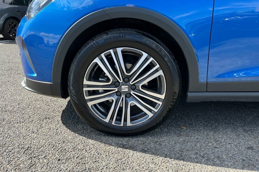 Seat Arona 1.0 Tsi 115 Se Technology Dsg Blue #15
