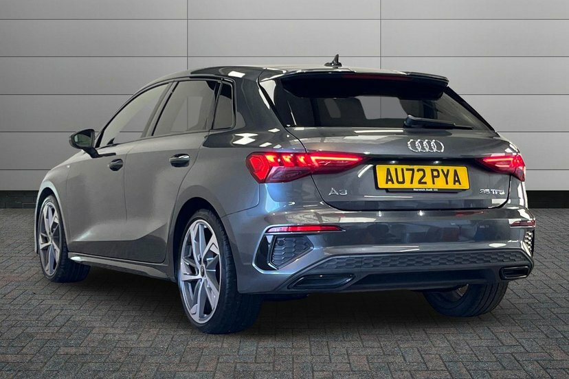 Audi A3 1.5 Tfsi 35 Edition 1 Sportback Grey #3