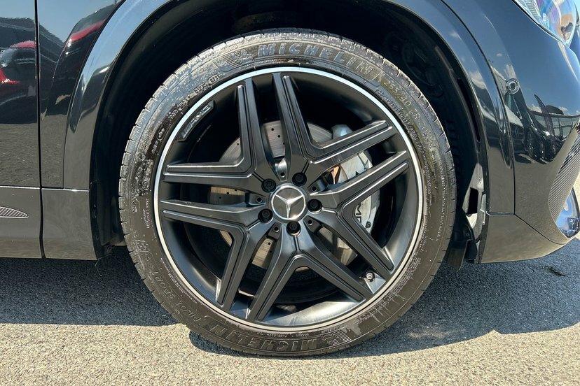 Mercedes-Benz GLA Class 2.0 Gla35 Amg Premium Suv 8G-dct 4Mat Black #4