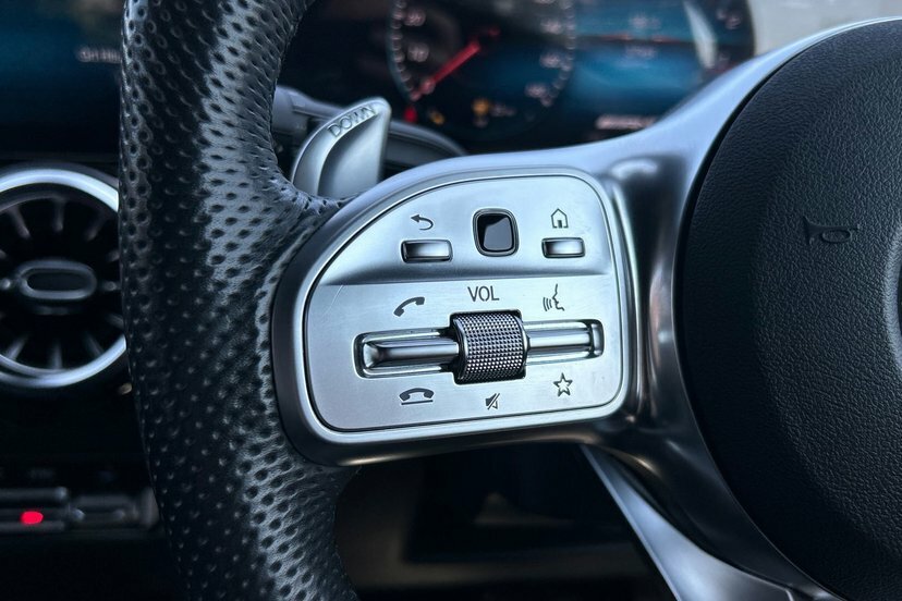 Mercedes-Benz GLA Class Gla 200 Sport Grey #23