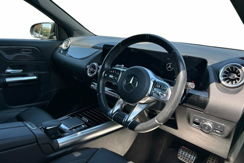 Mercedes-Benz GLA Class 2.0 Gla35 Amg Premium Suv 8G-dct 4Mat Black #5