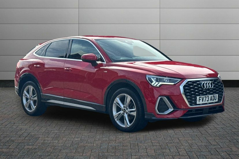 Audi Q3 1.5 Tfsi Cod 35 S Line Sportback Red