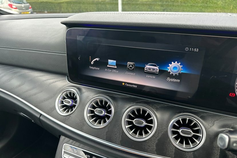 Mercedes-Benz E Class 2019 2.0 E220d Amg Line Saloon G-tronic Grey #22