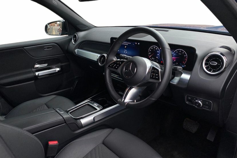 Mercedes-Benz GLB Class 1.3 Glb200h Mhev Sport Executive Suv Blue #5