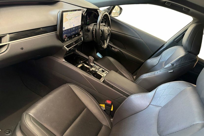 Lexus RX 2.5 450H 18.1Kwh Prem Plus Suv Plug-in White #2