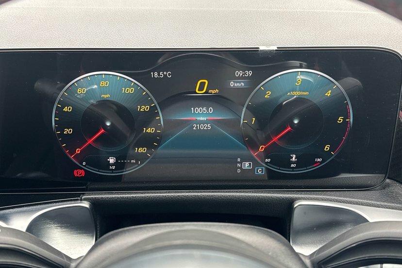 Mercedes-Benz GLB Class 2.0 Glb220d Amg Line Night Edition Premium Plus Blue #6