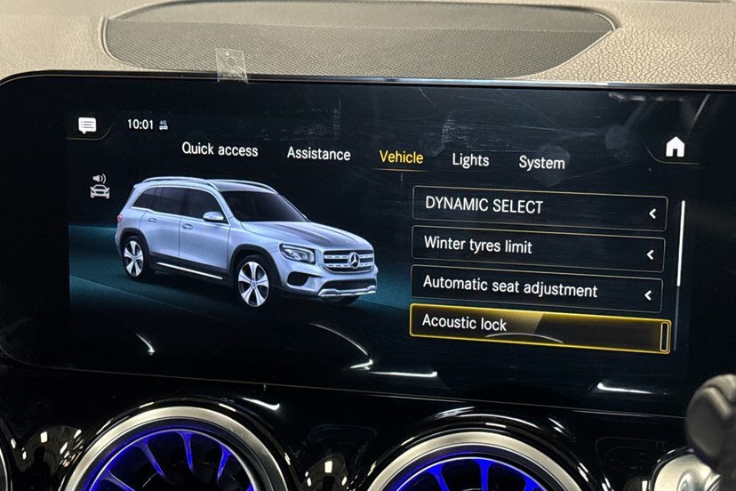 Mercedes-Benz GLB Class 2.0 Glb 200 Amg Line Premium D A Red #33