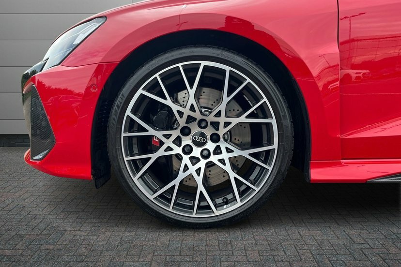 Audi RS3 2.5 Tfsi Carbon Black Sportback S Tronic Quattro E Black #5