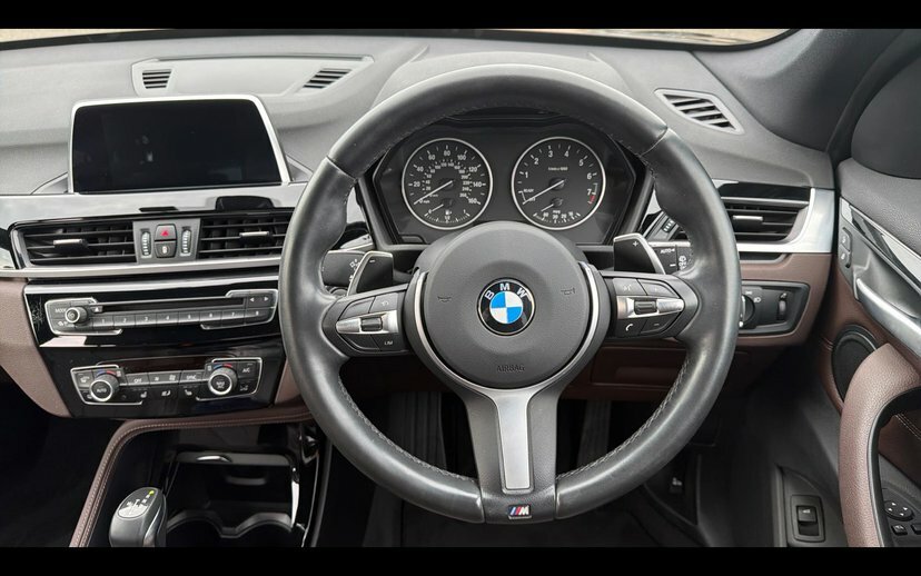 BMW X1 X1 Xdrive20i M Sport Black #5