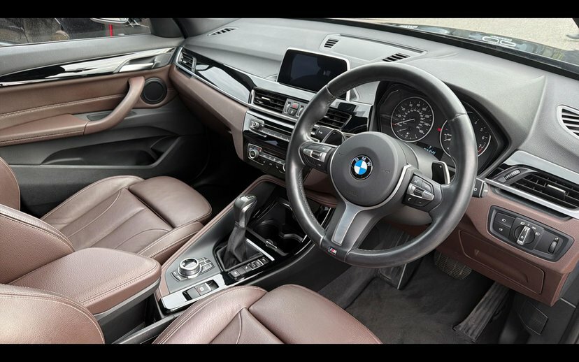 BMW X1 X1 Xdrive20i M Sport Black #6