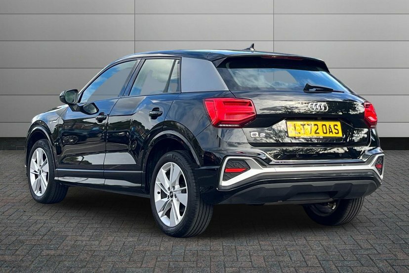 Audi Q2 1.5 Tfsi Cod 35 S Line Suv S Tronic 15 Black #3