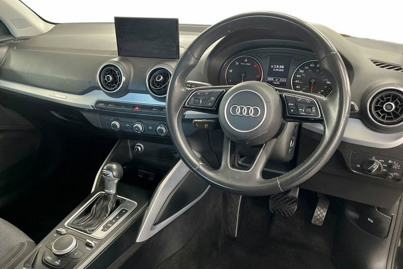 Audi Q2 1.6 Tdi 30 Sport Suv S Tronic 116 Ps Black #6