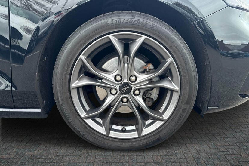 Ford Focus 1.0T Ecoboost St-line Hatchback 1 Black #5