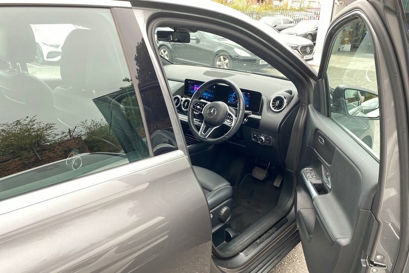 Mercedes-Benz B Class B200d Sport Premium Blue #34