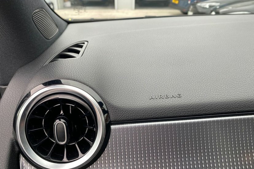 Mercedes-Benz B Class B200d Sport Premium Blue #22