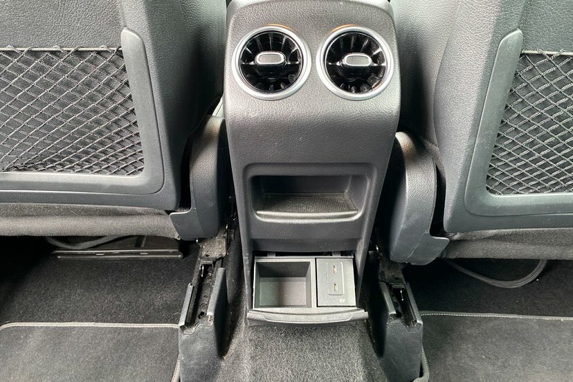 Mercedes-Benz B Class B200d Sport Premium Blue #28