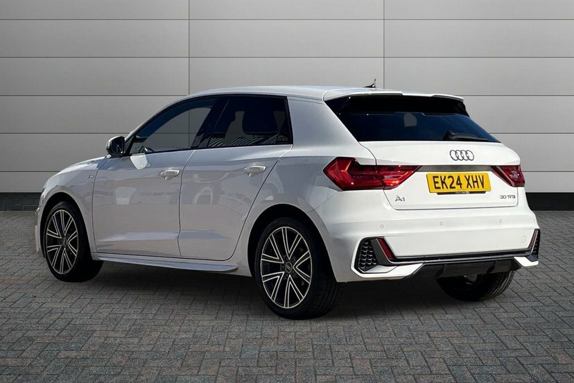 Audi A1 1.0 Tfsi 30 S Line Sportback S Tronic White #3
