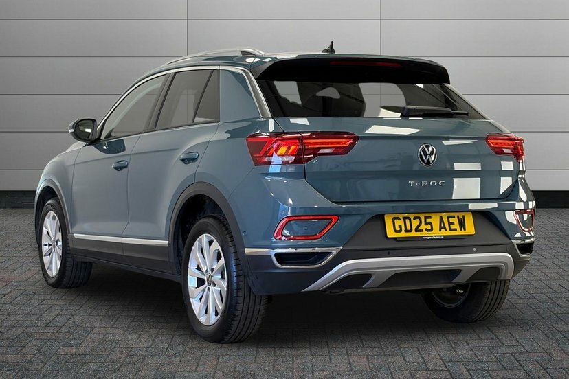 Volkswagen T-Roc 2.0 Tdi Style Suv Dsg 150 Ps Blue #3