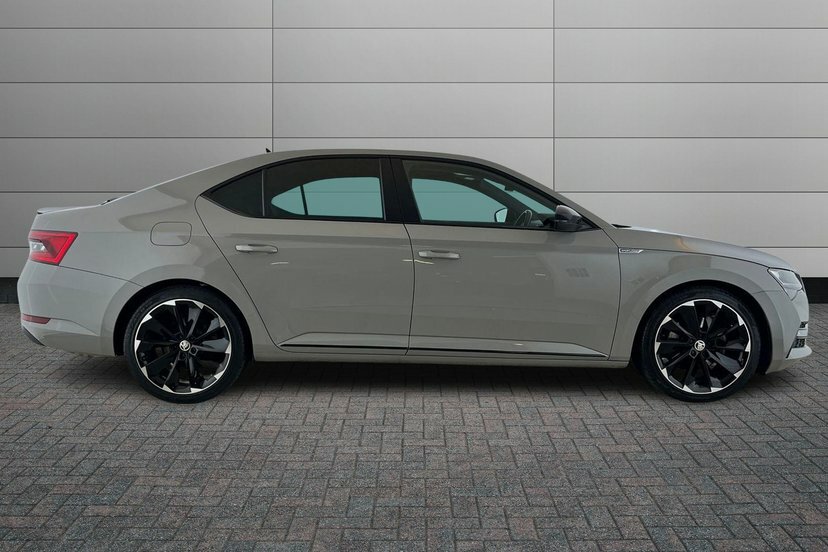 Skoda Superb Superb Hatch Sportline Plus 2.0 Tsi 190 Ps Dsg Grey #4