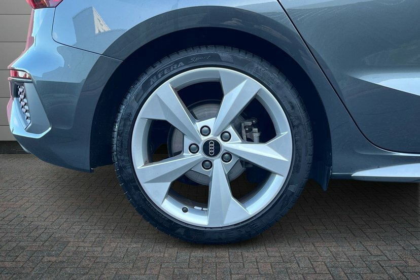 Audi A3 2.0 Tdi 35 S Line Sportback S Tronic 1 Grey #5