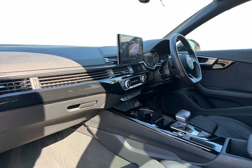 Audi A4 Avant 2.0 Tfsi 35 Black Edition Estate S Tron Black #2