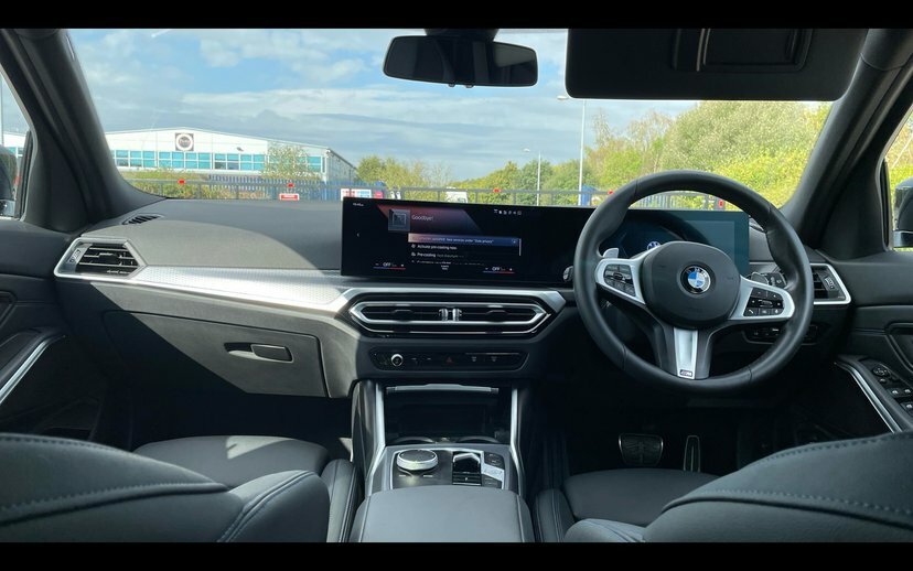BMW 3 Series 320I M Sport Touring Black #4