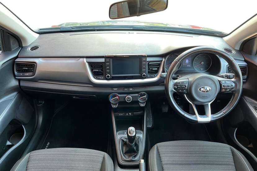 Kia Stonic 1.4 2 Suv 98 Bhp Grey #6