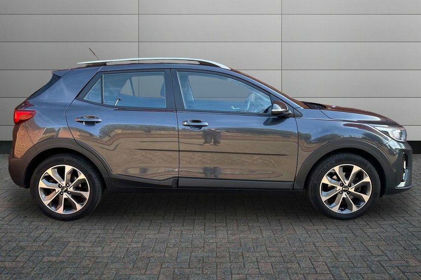 Kia Stonic 1.4 2 Suv 98 Bhp Grey #4